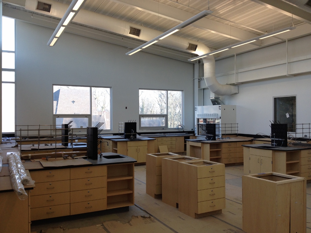 Laboratory Classrooms with Hoods and Gasses